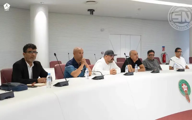 عصبة كرة القدم النسوية تحذر من البث المباشر غير المرخص لمباريات البطولة