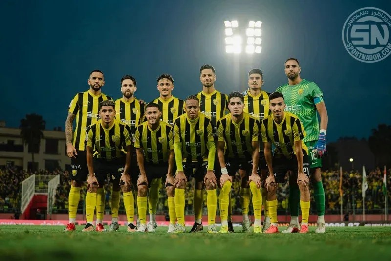 المغرب الفاسي يشد الرحال إلى أبيدجان لمواجهة أسيك ميموزا في دوري أبطال إفريقيا