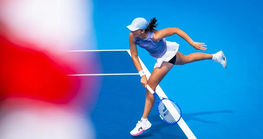 Swiatek mantiene su invicta victoria contra Cirstea y avanza a cuartos de final en Cincinnati