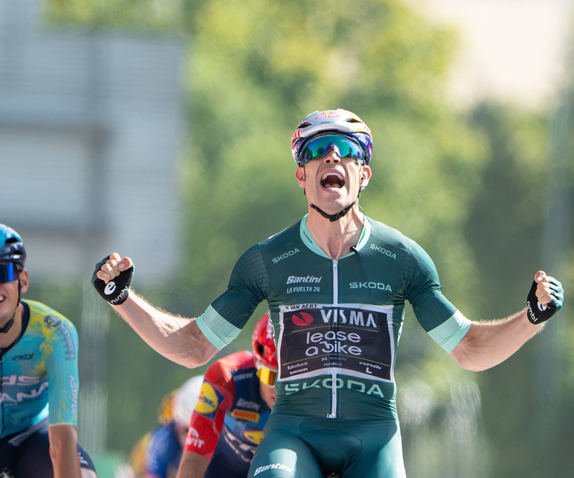 Córdoba se vuelve a rendir a Van Aert