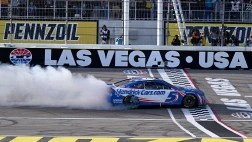 Kyle Larson takes NASCAR top spot