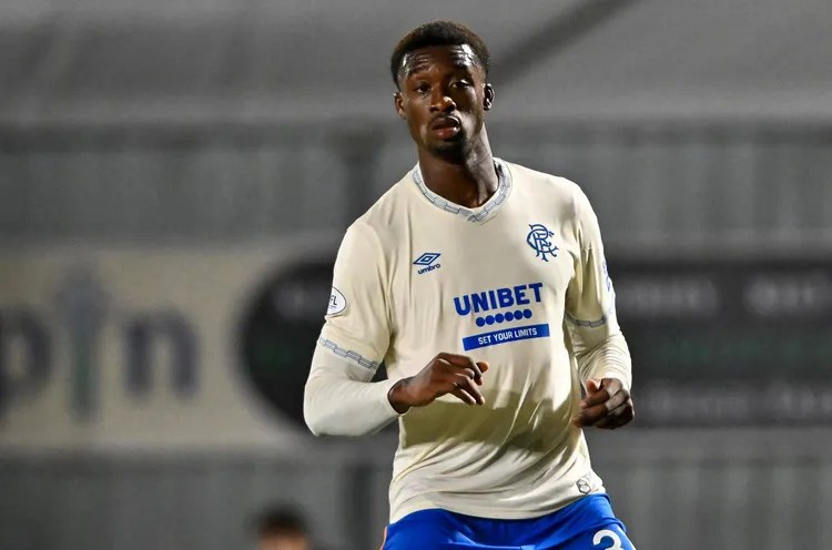 Pundits Say Fernandez Lucky To Escape Red Card In Old Firm Derby 3 Emmanuel Fernandez in action for Rangers against Celtic