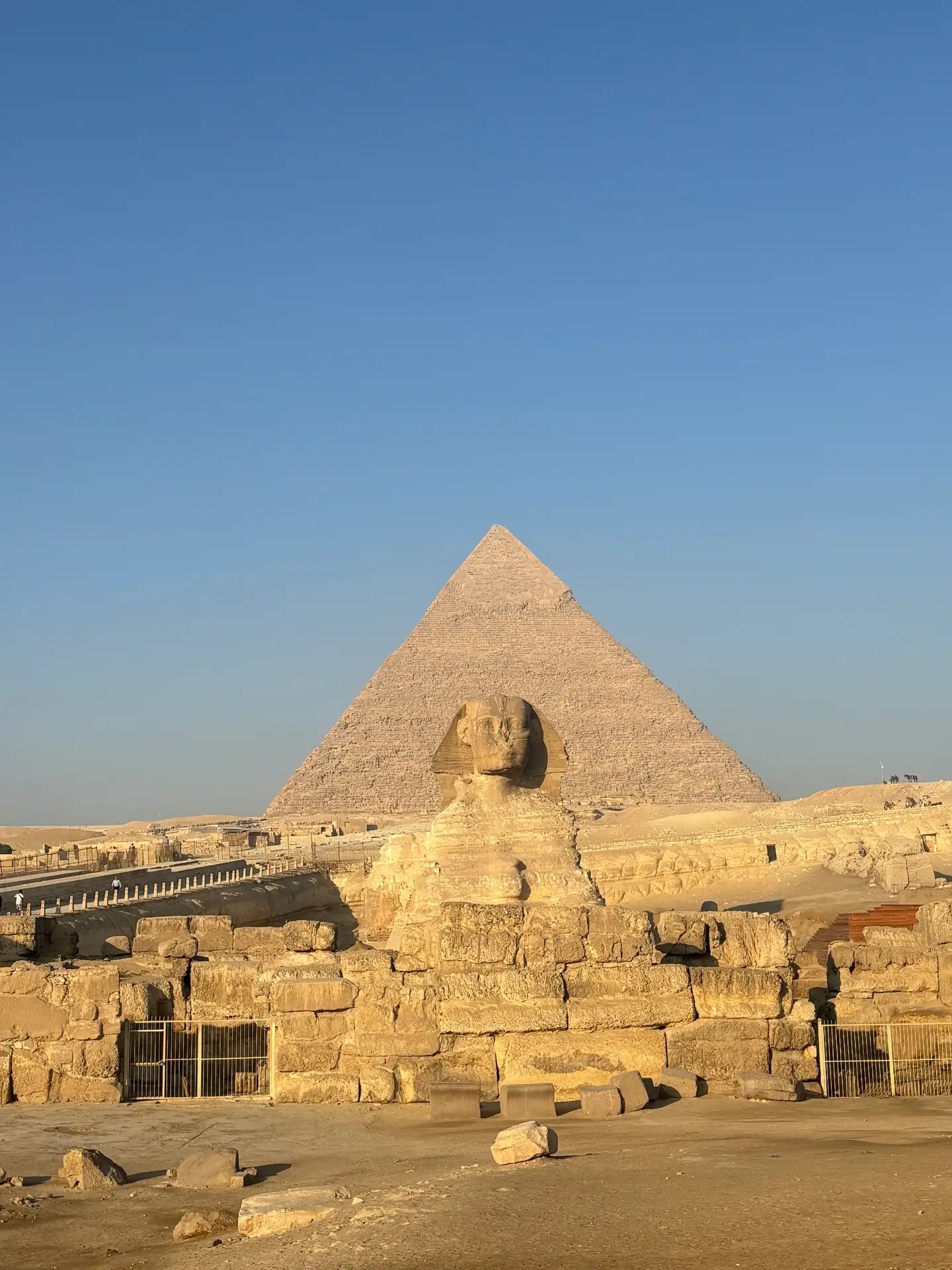 Giza pyramid and Sphinx