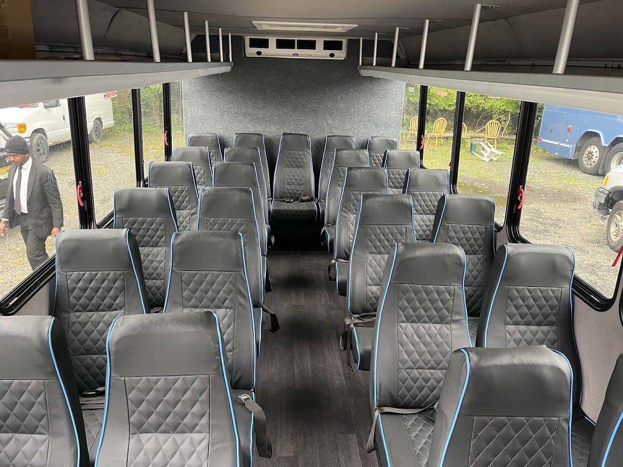 Black 24 Passenger Mini Bus – Sprinter Services in NYC, Airport