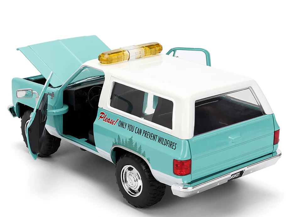 JADA 1980 シボレーブレーザー & スモーキーベアー・フィギア 1980 Chevy Blazer W/Smokey Bear Diecast Figure | Jada Toys