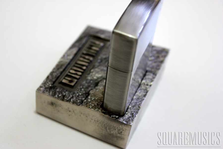 SOLD] Final Fantasy VIII Sleeping Lion Heart / Gunblade ZIPPO