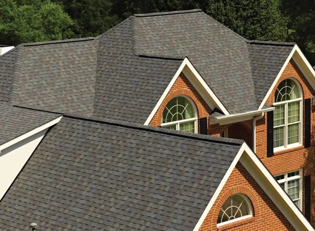 How Long Do Asphalt Shingle Roofs Last in Western Washington?
