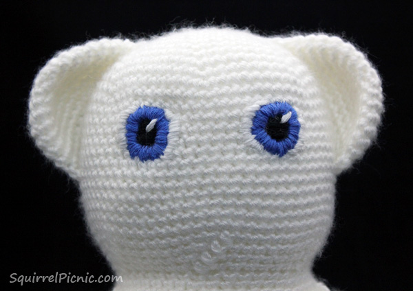 Satin Stitch Tutorial by Squirrel Picnic