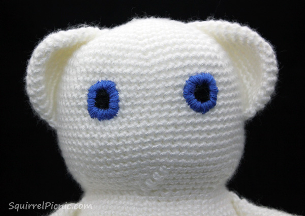 Satin Stitch Tutorial by Squirrel Picnic