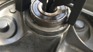 ホイールベアリング交換②