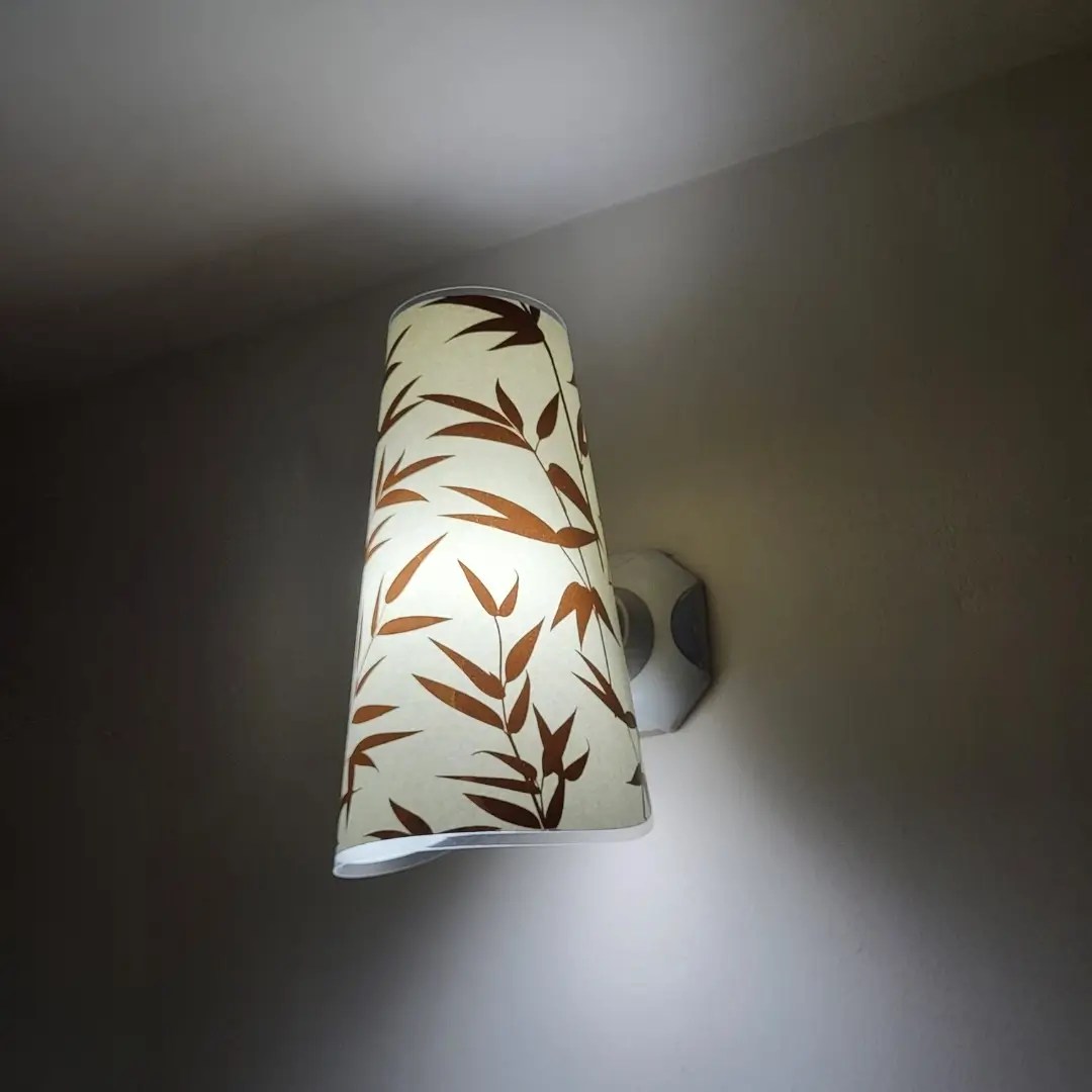 Whispering Breeze (Big)