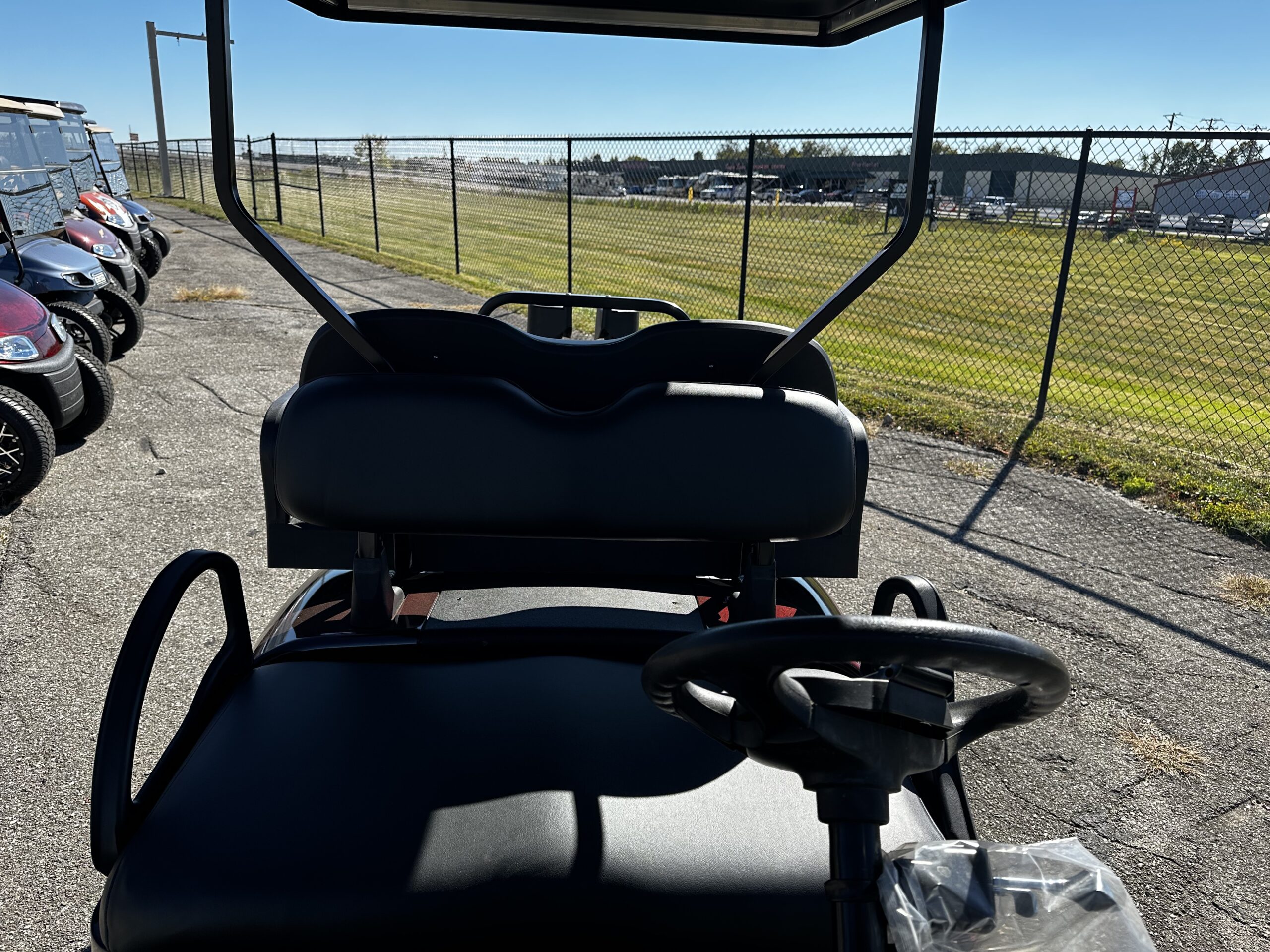 2018 EZGO RXV photo 6