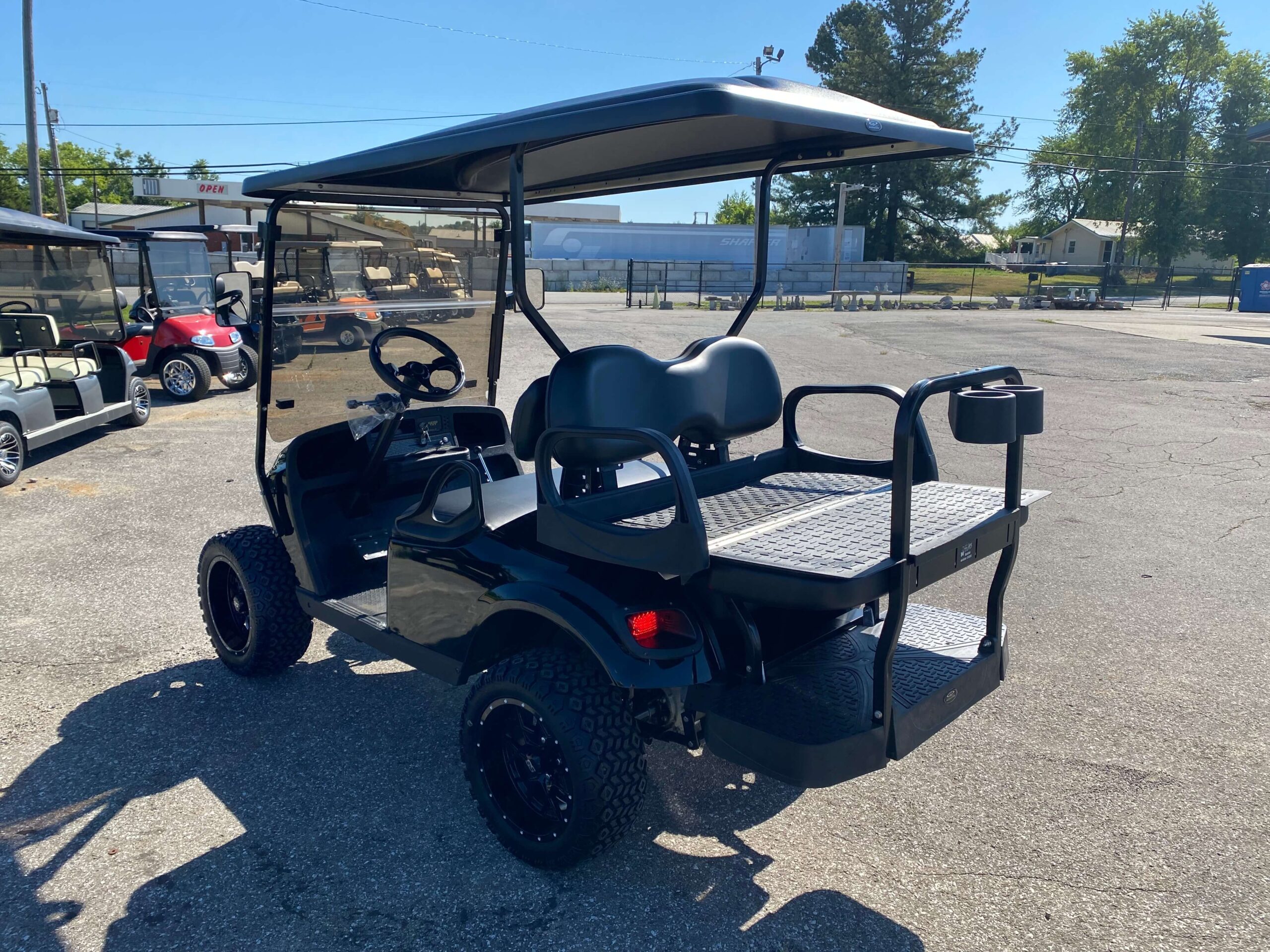 2012 EZGO TXT photo 2