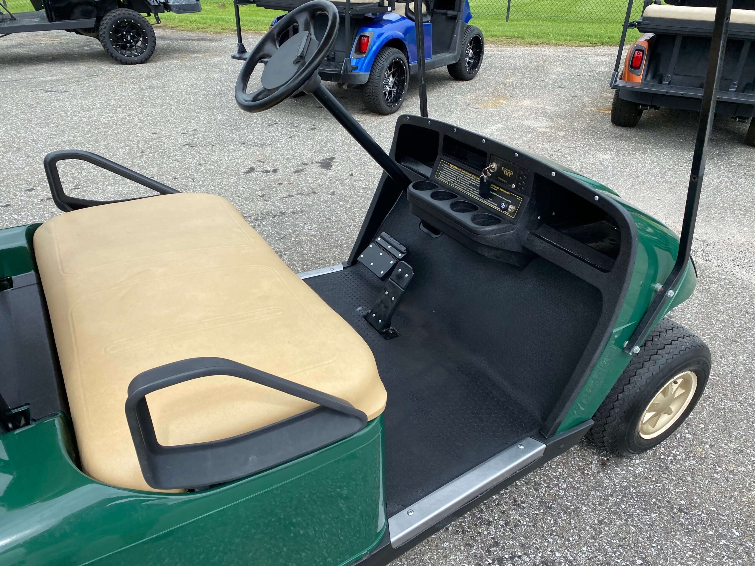 2012 EZGO TXT photo 2