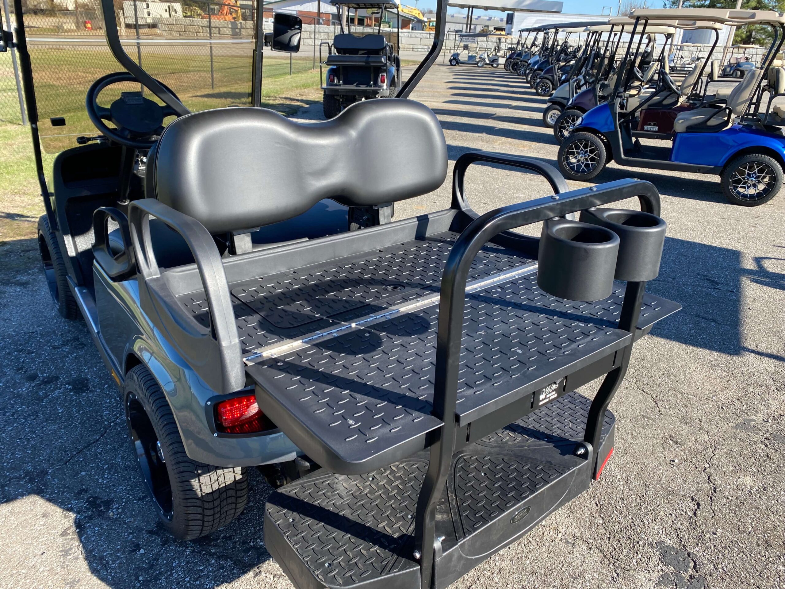2018 EZGO TXT photo 4