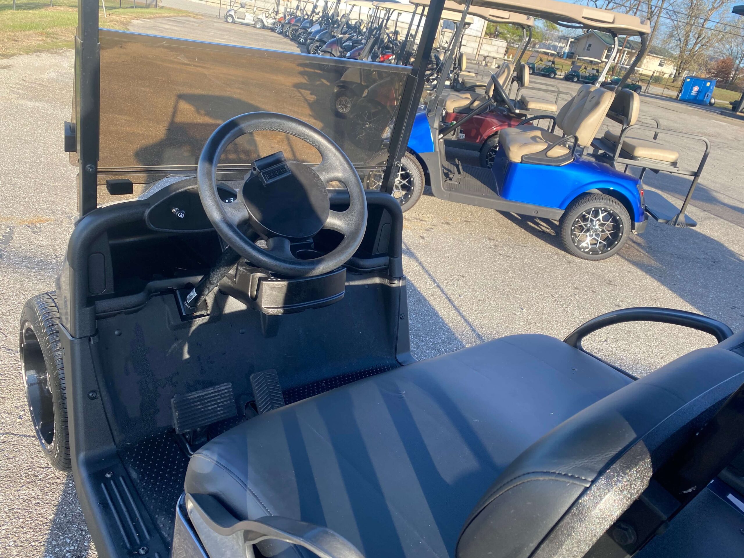 2018 EZGO RXV photo 6