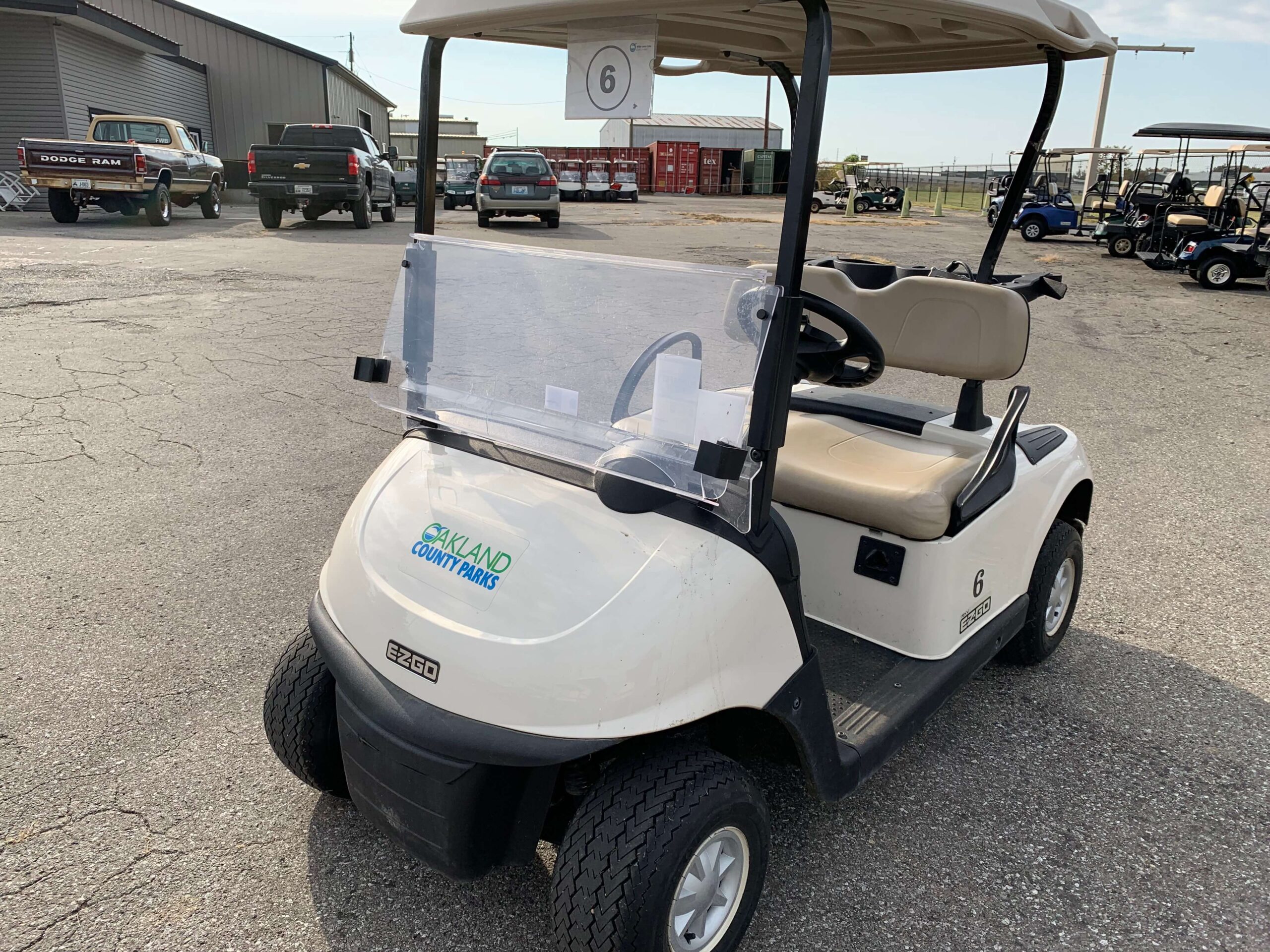2018 EZGO RXV photo 6