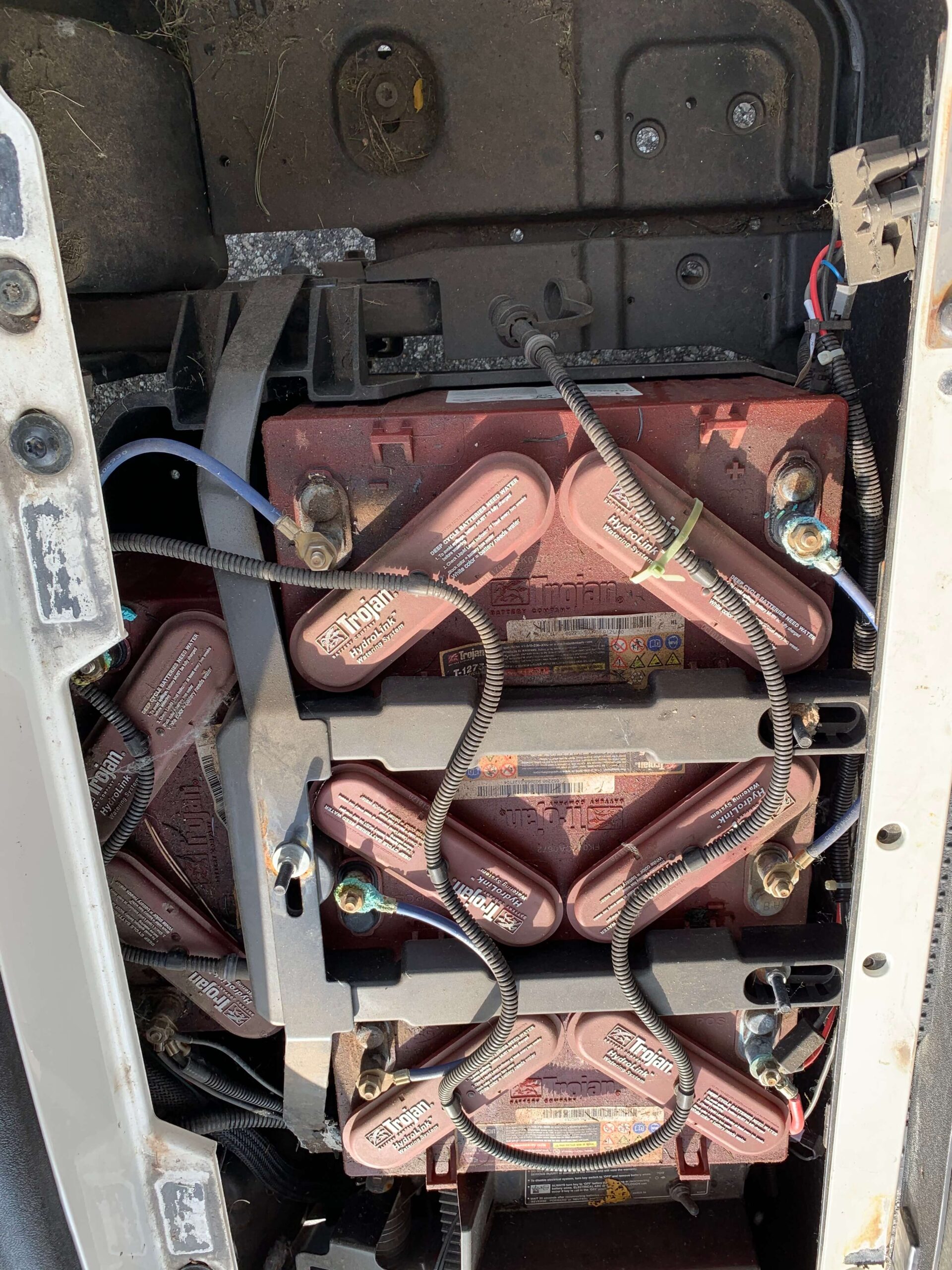 2018 EZGO RXV photo 3