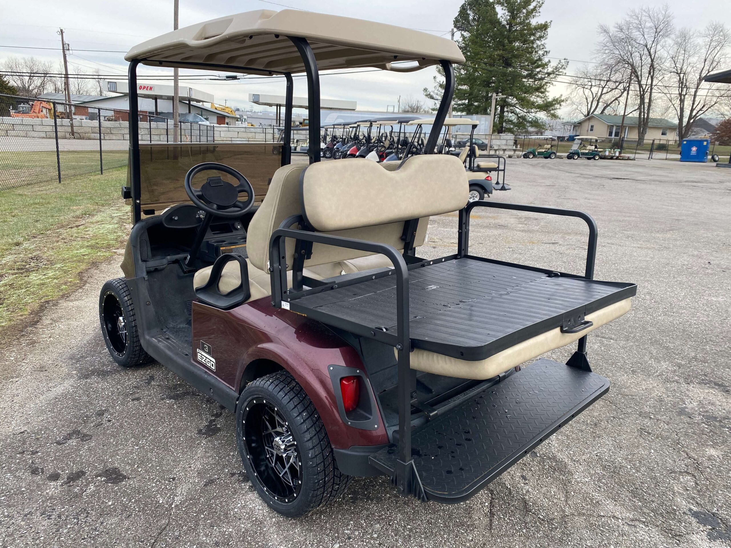 2018 EZGO RXV photo 4