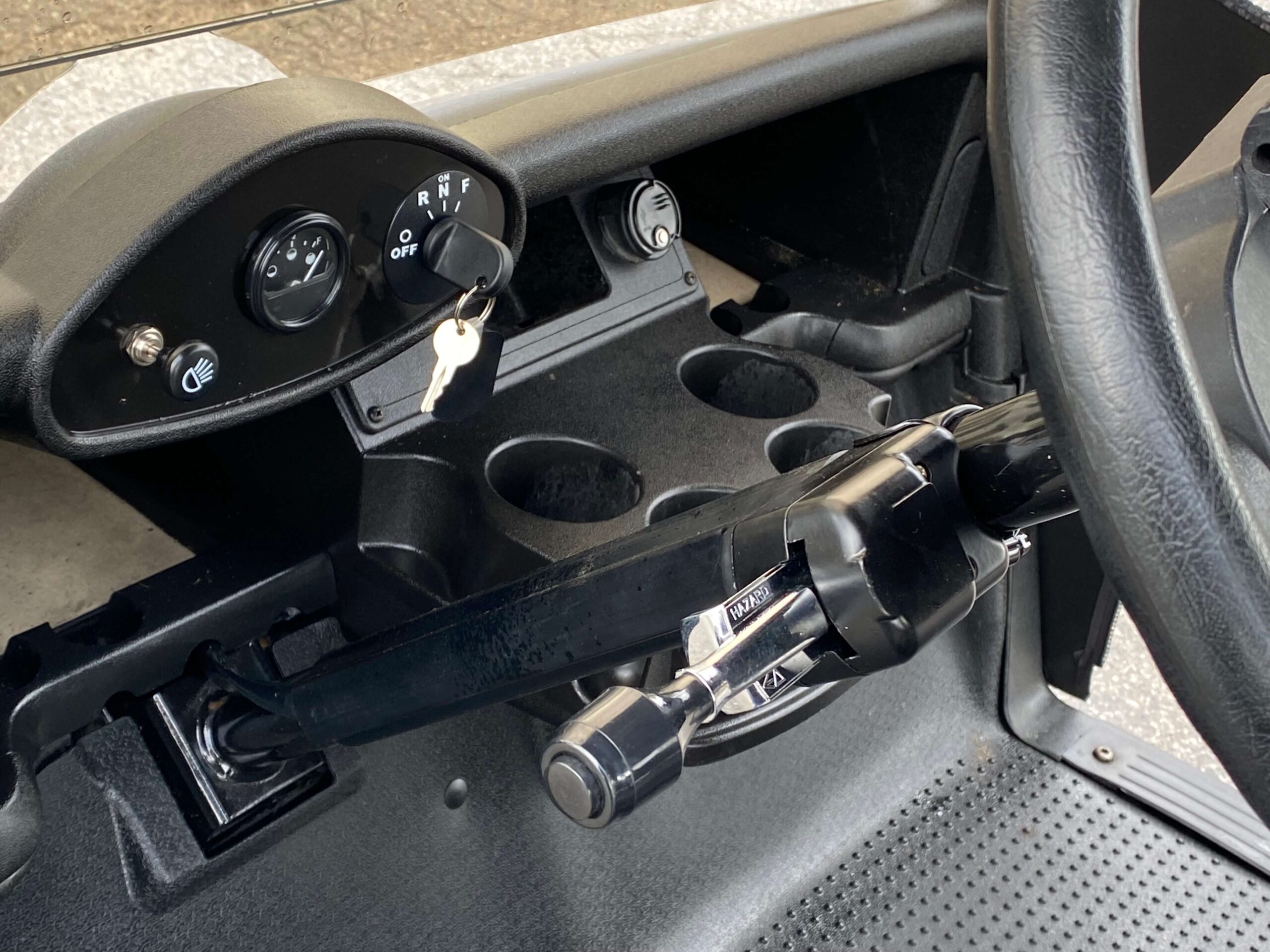 2018 EZGO RXV photo 7