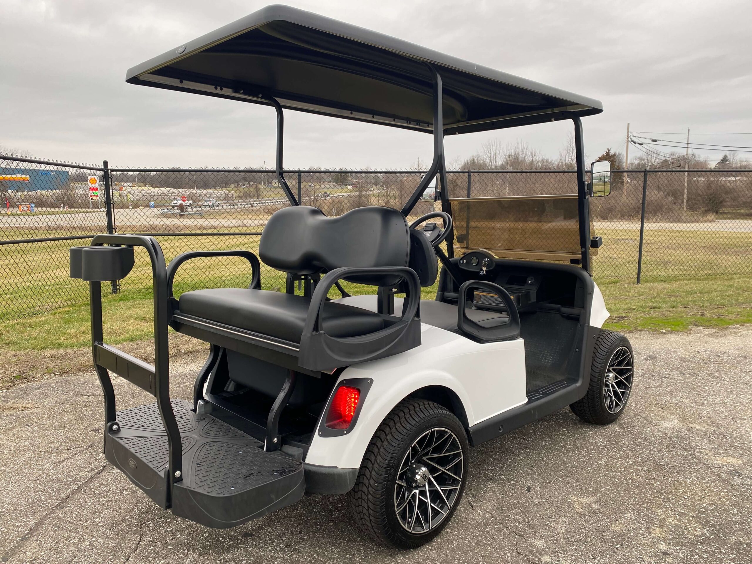2018 EZGO RXV photo 2