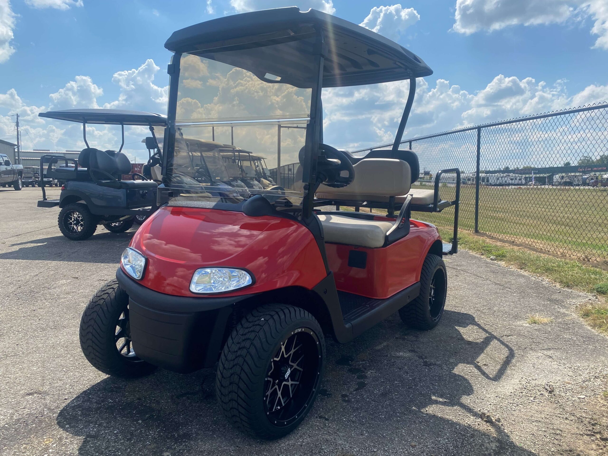 2020 EZGO RXV photo 8