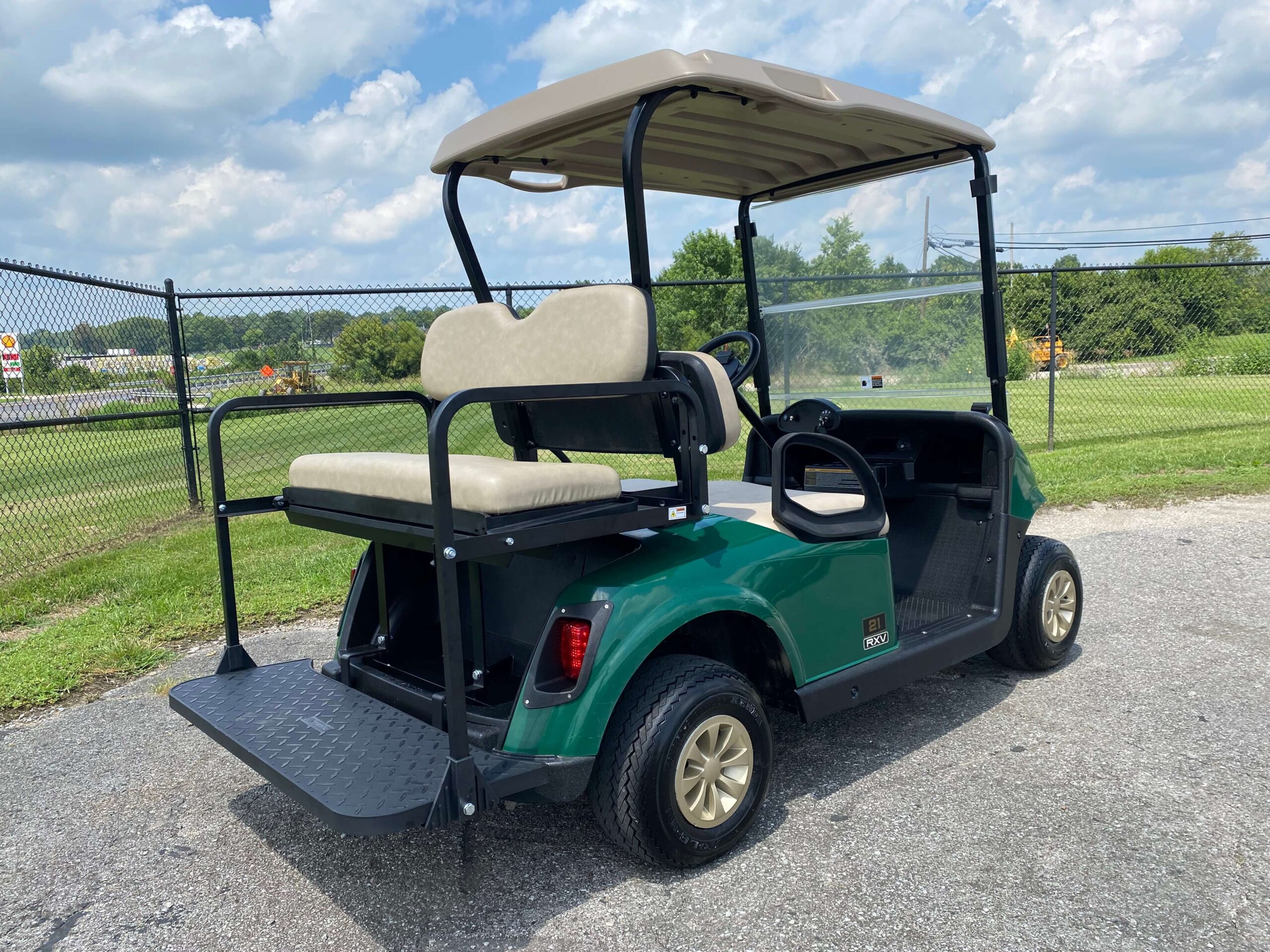 2019 EZGO RXV photo 3