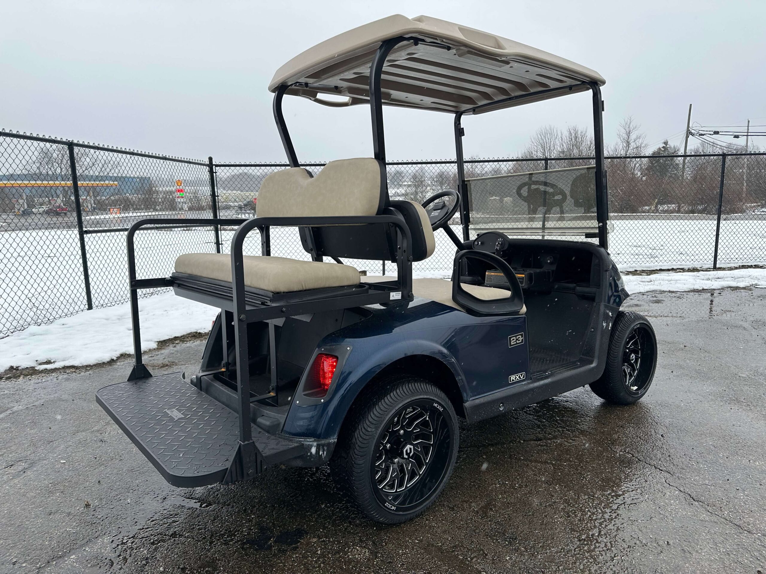 2020 EZGO RXV photo 4