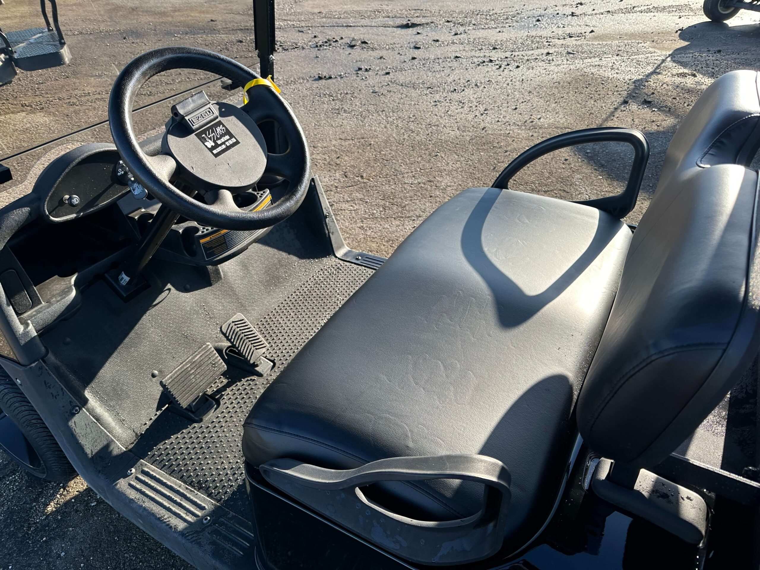 2020 EZGO RXV photo 8