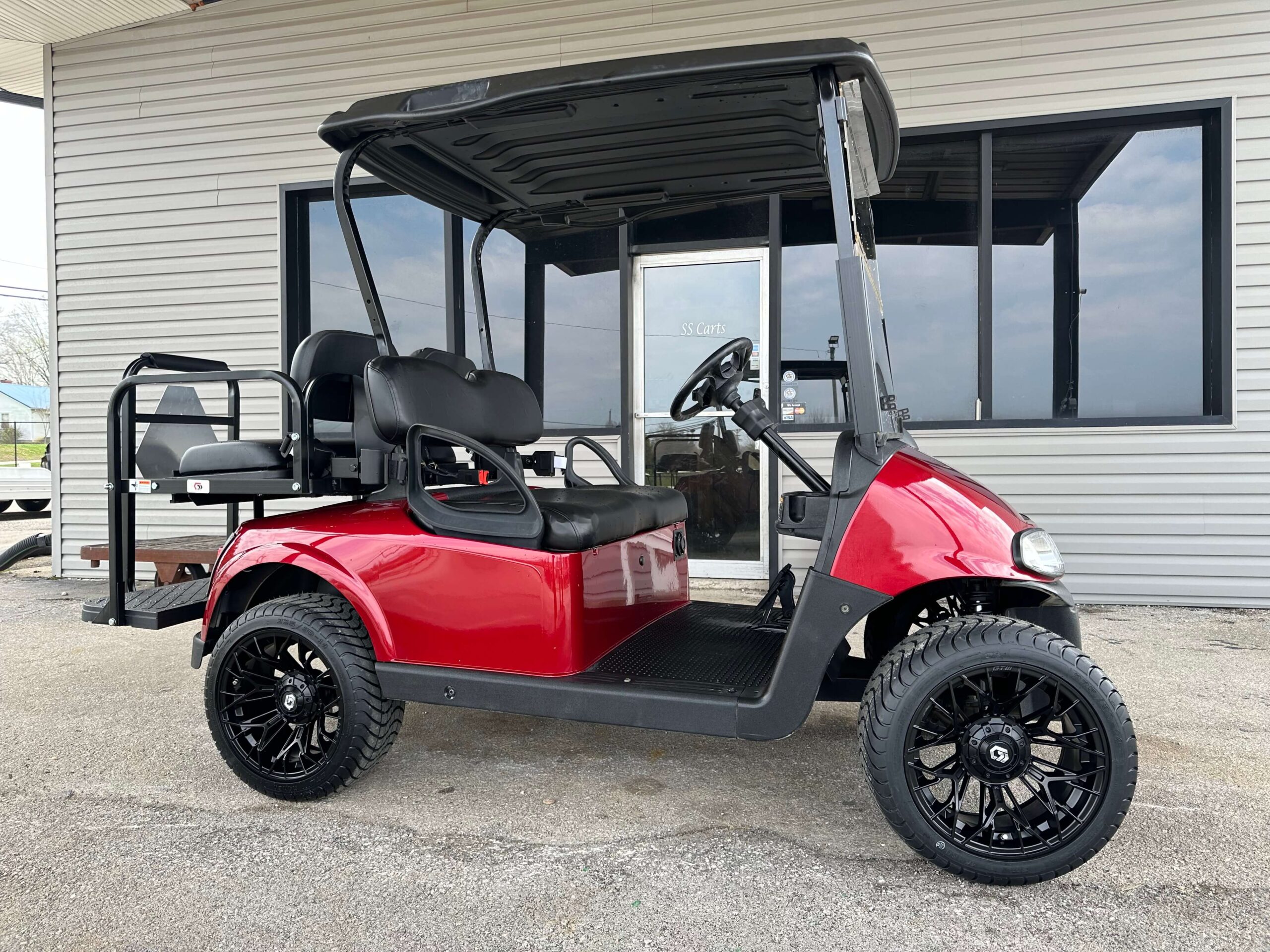 2021 E-Z GO RXV Lithium 4P | Ruby Red