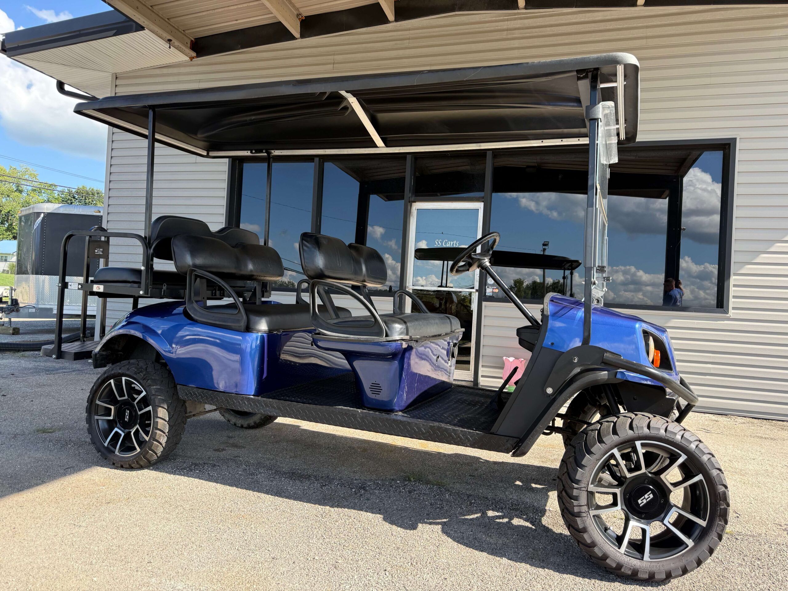 2020 E-Z GO Express L6 72V Lithium 6P | Blue