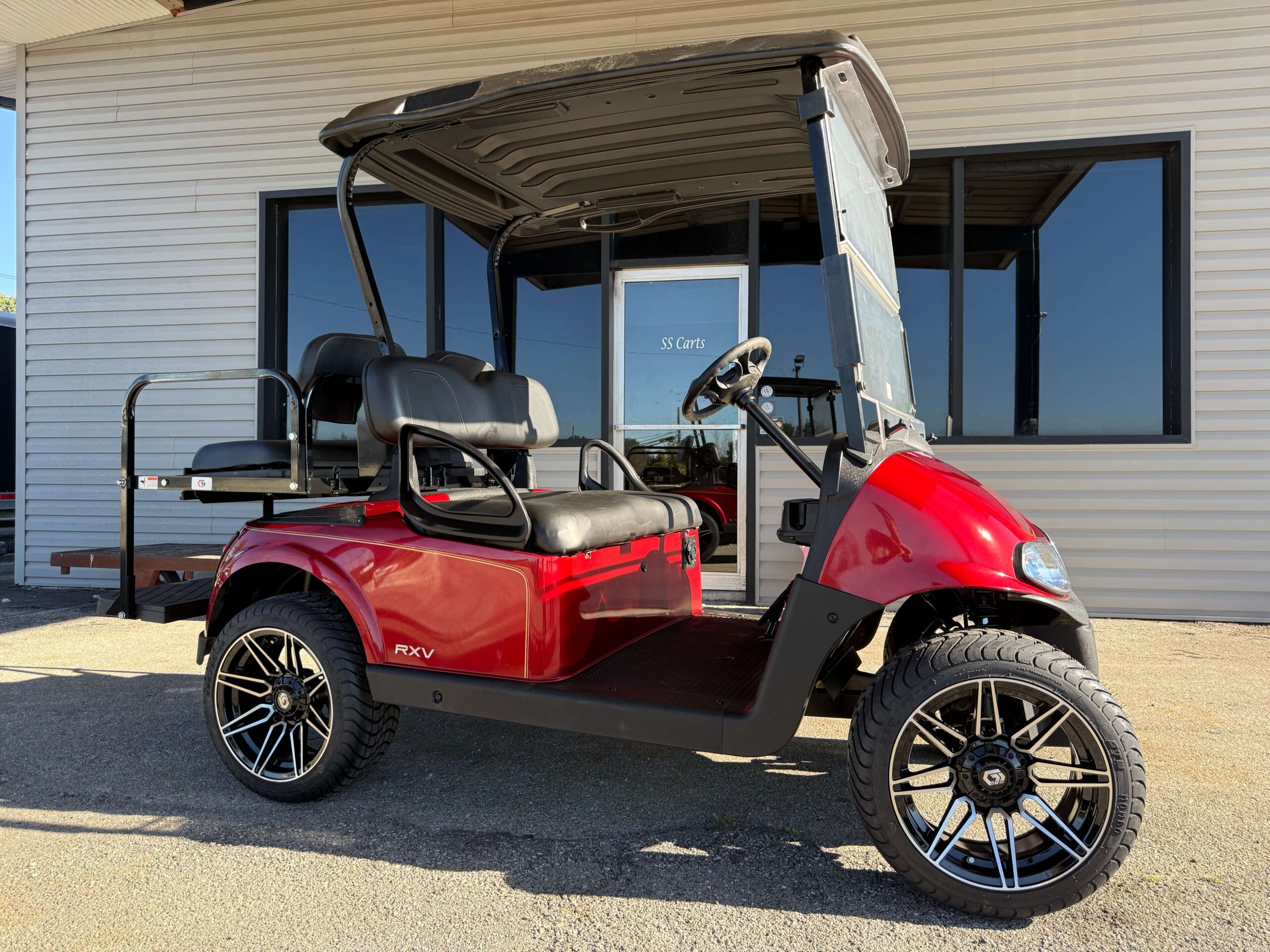 2021 E-Z GO RXV Lithium 4P | Inferno Red
