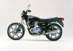 東京リベンジャーズ】林良平の愛車カワサキZ400FXのスペック