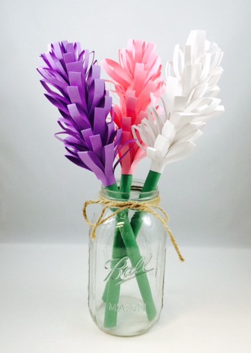 Hgtv shares how to use paper ribbon to create a charming tulip centerpiece that can be customized to fit any home, style or season. Easy Paper Hyacinth Flowers S S Blog