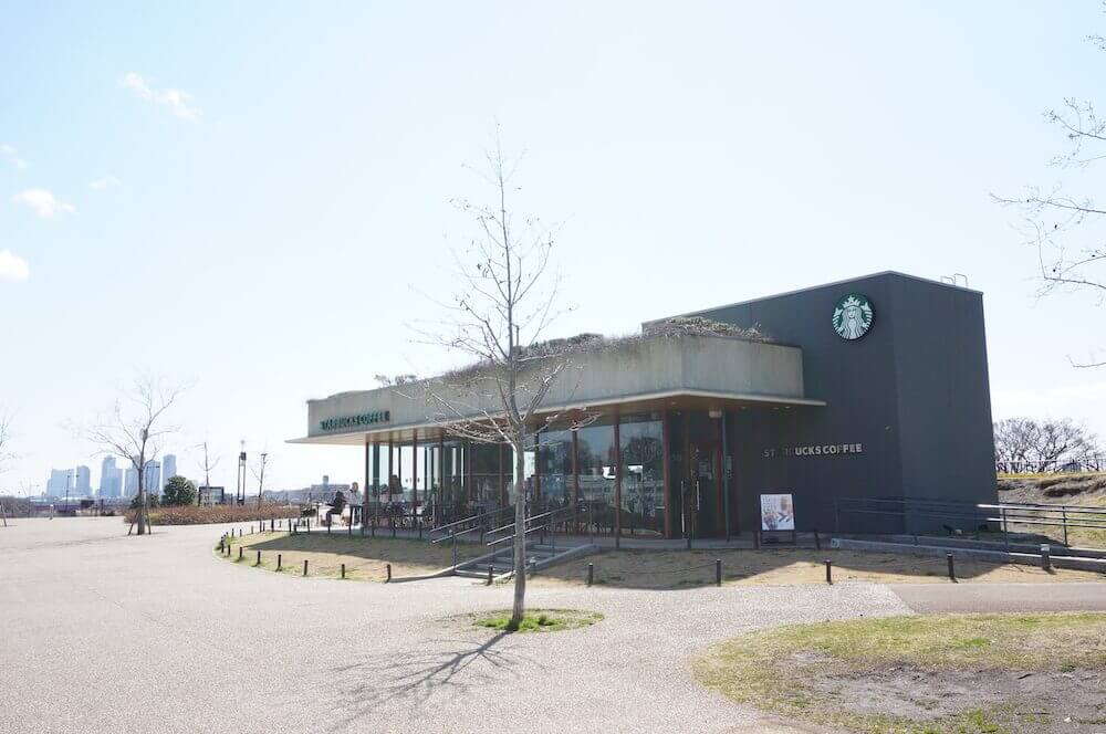 スタバ スターバックス 二子玉川公園 左