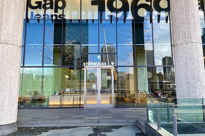 スタバ グランフロント大阪北館 1階