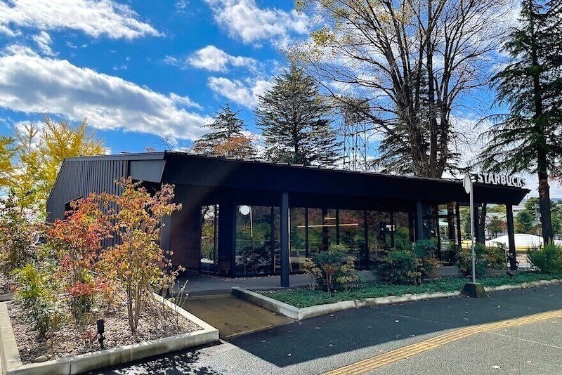 スタバ 上越高田城址公園