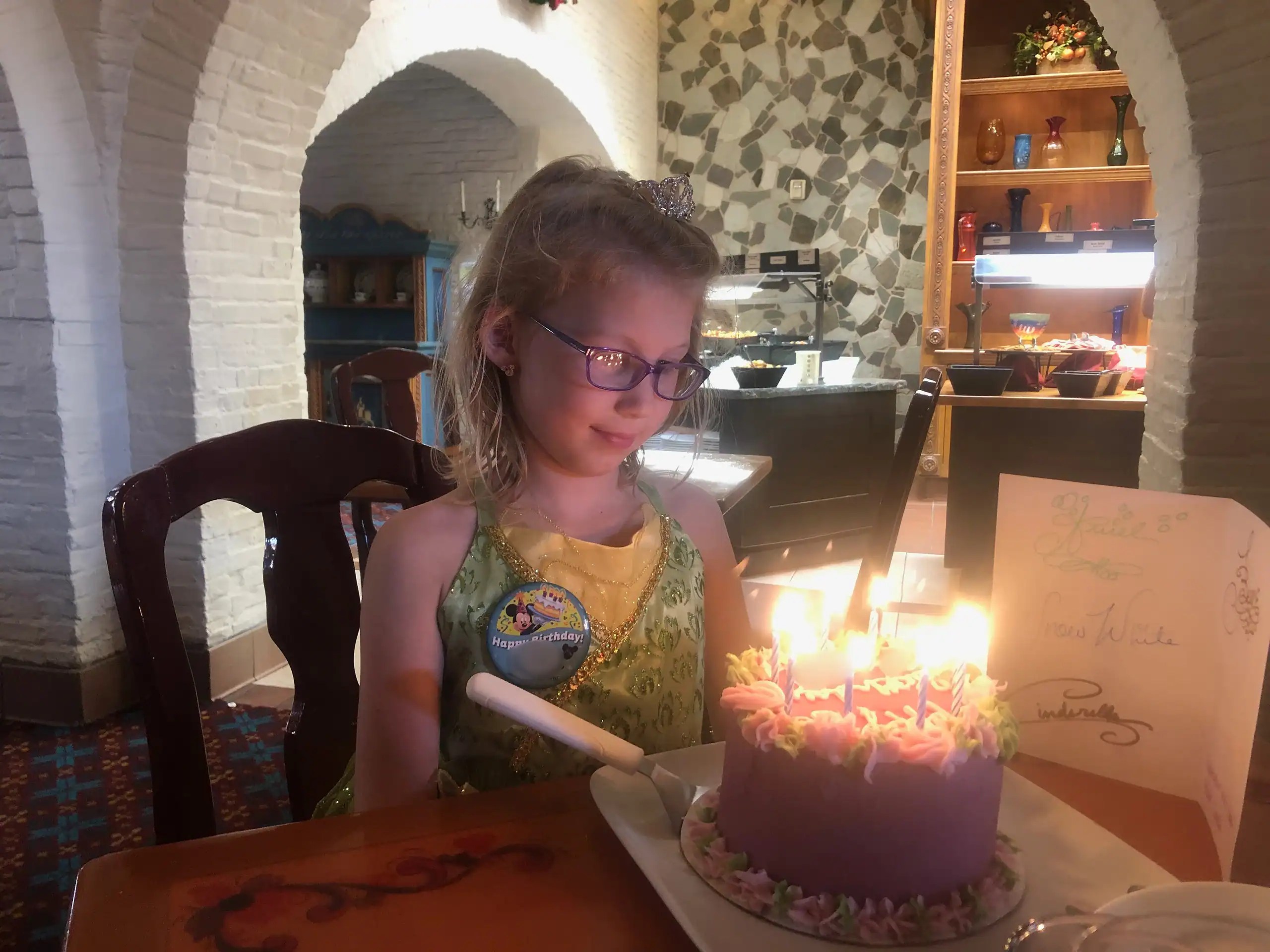Gluten free birthday cake at Disney World restaurant during a child’s celebration