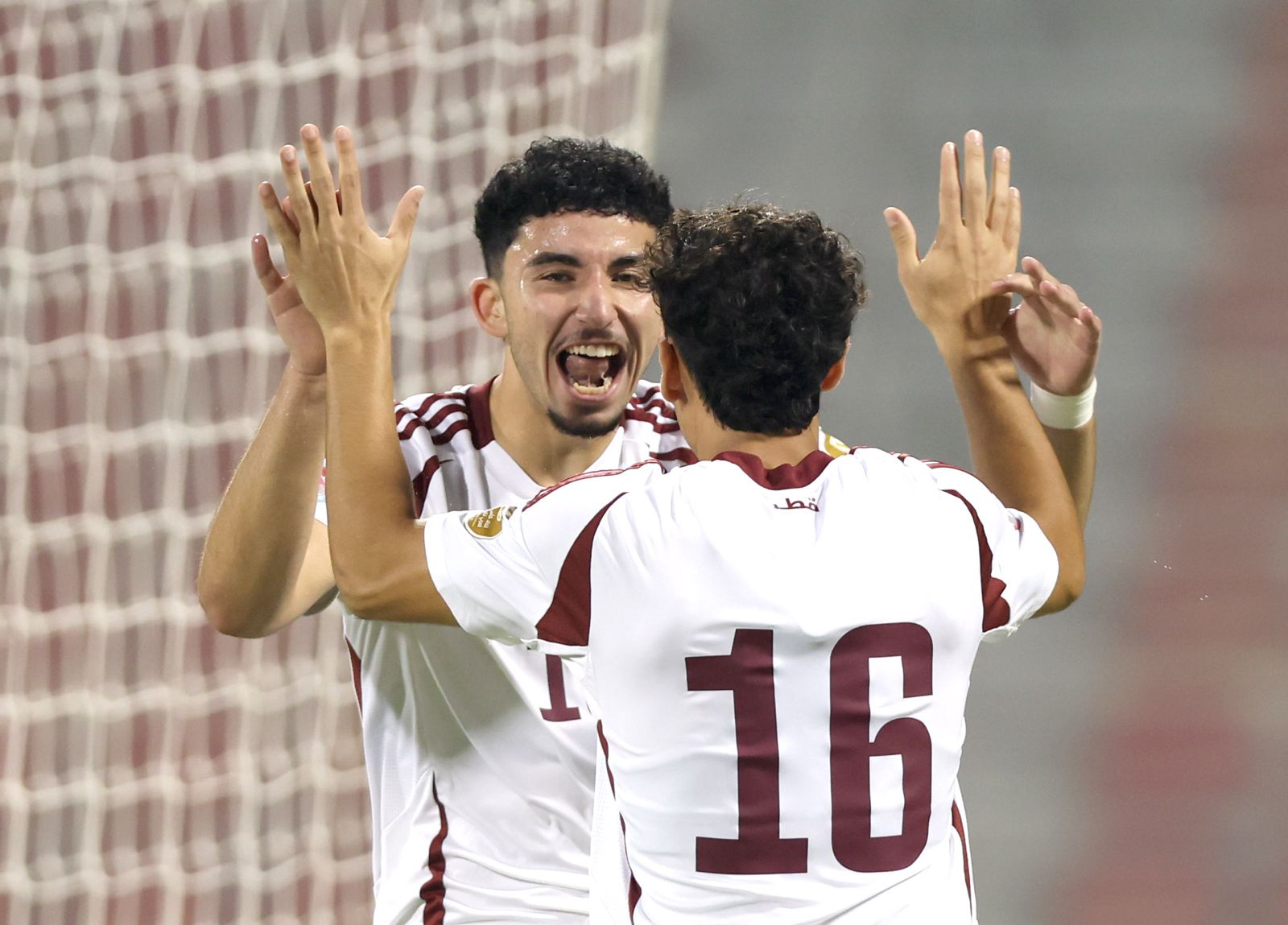 العنابي يتأهل متصدرا بالفوز على الإماراتي في كأس الخليج للناشئين