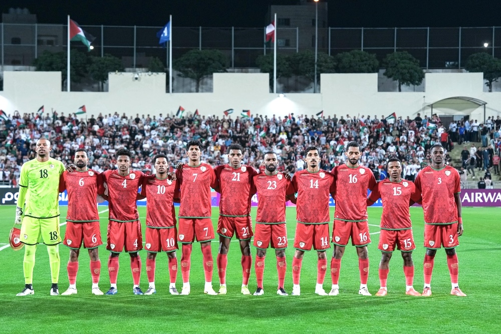 رغم تفوق أبطال آسيا ، الأحمر العماني يتطلع بعناصر الخبرة والشباب للمهمة الأولى رغم تفوق أبطال آسيا ، الأحمر العماني يتطلع بعناصر الخبرة والشباب للمهمة الأولى