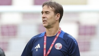 مدربون قادوا العنابي الأول&nbsp;&nbsp;لإنجازات&nbsp;قارية وعالمية&nbsp;