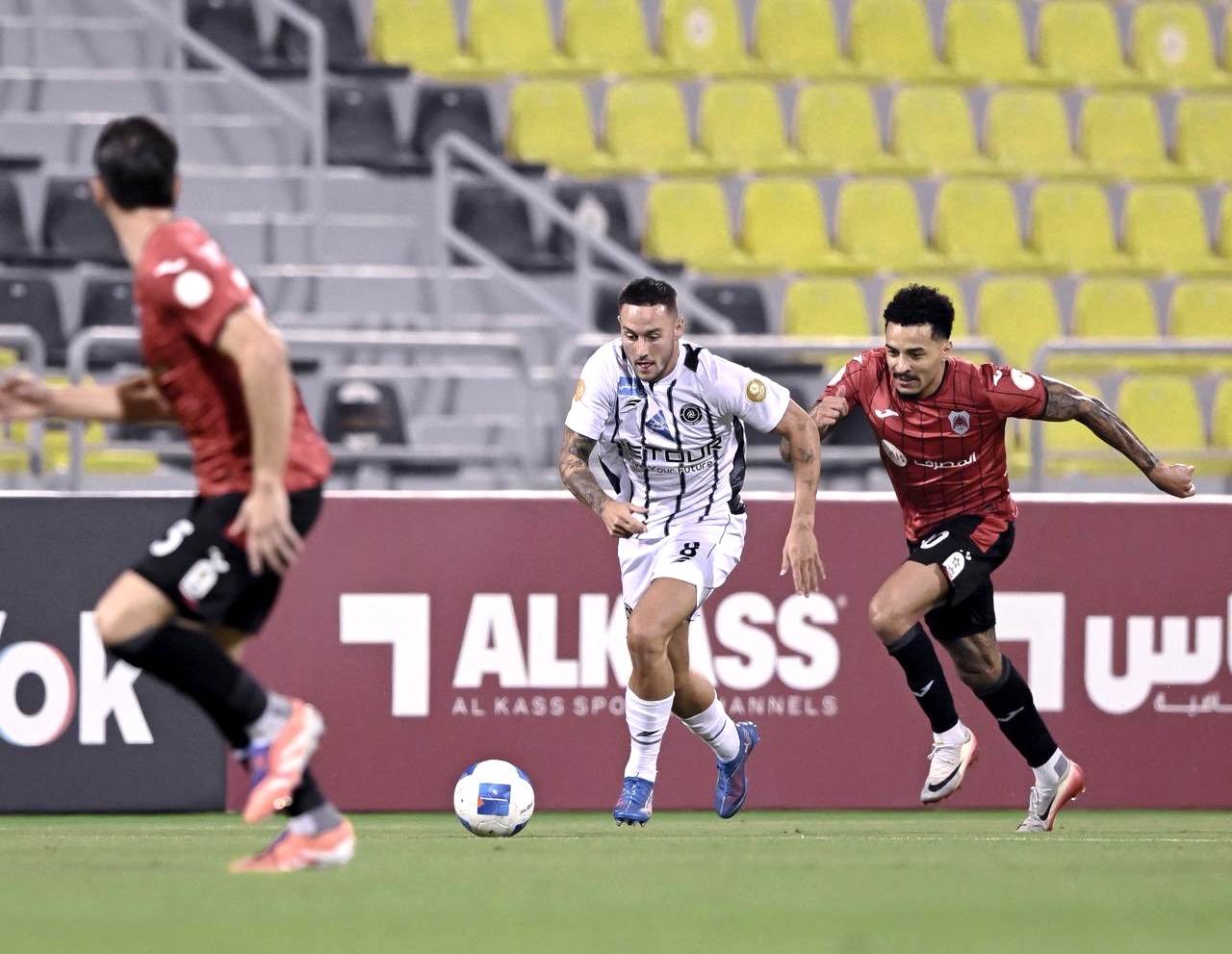 الريان يحافظ على صدارته للمجموعة الثانية بتعادله &nbsp;مع الشباب السعودي في الدوري الخليجي