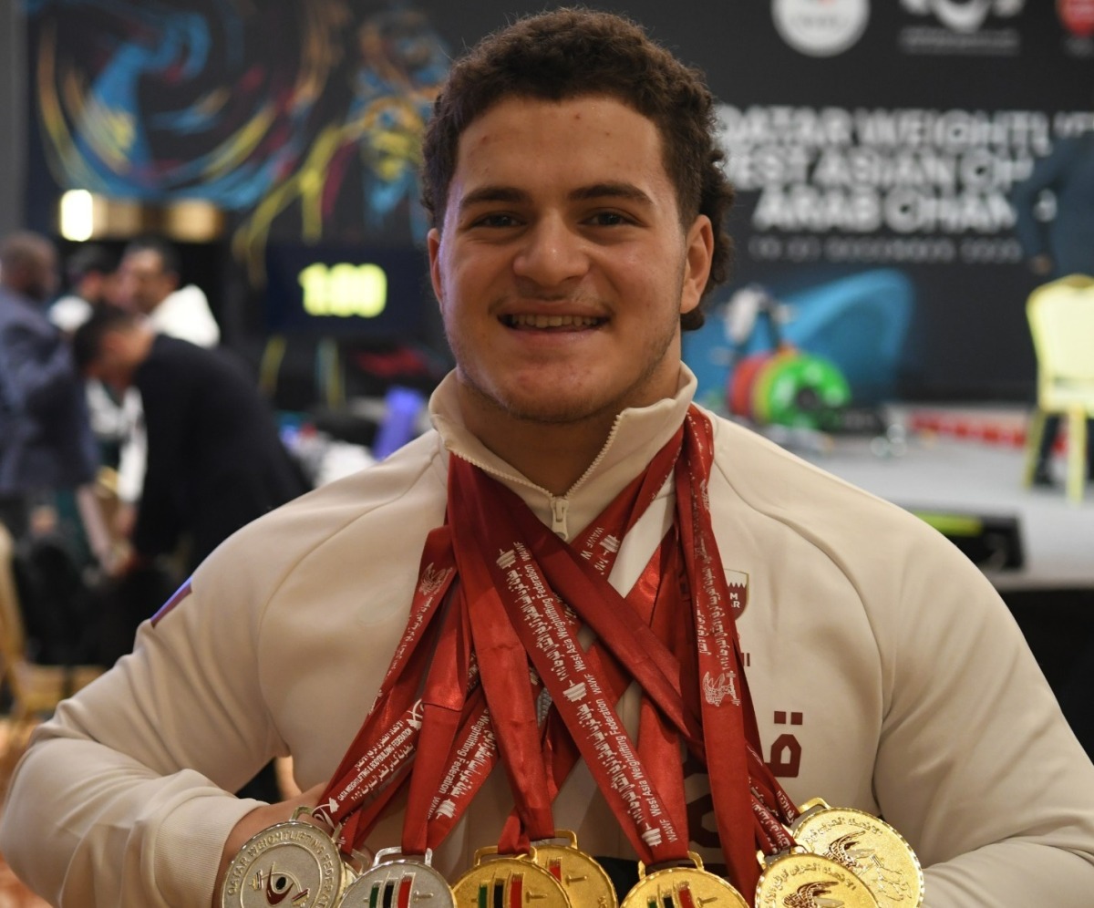 15 ميدالية للرباع القطري فارس بمنافسات كأس قطر والبطولتين العربية وغرب آسيا لرفع الأثقال