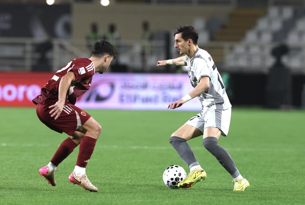 الدحيل يخسر أمام الوحدة في مباراة درع التحدي ضمن السوبر القطري الإماراتي الدحيل يخسر أمام الوحدة في مباراة درع التحدي ضمن السوبر القطري الإماراتي