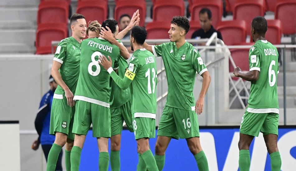 الأهلي يواجه الجزيرة ويطمح في التتويج بكأس التحدي القطري الإماراتي