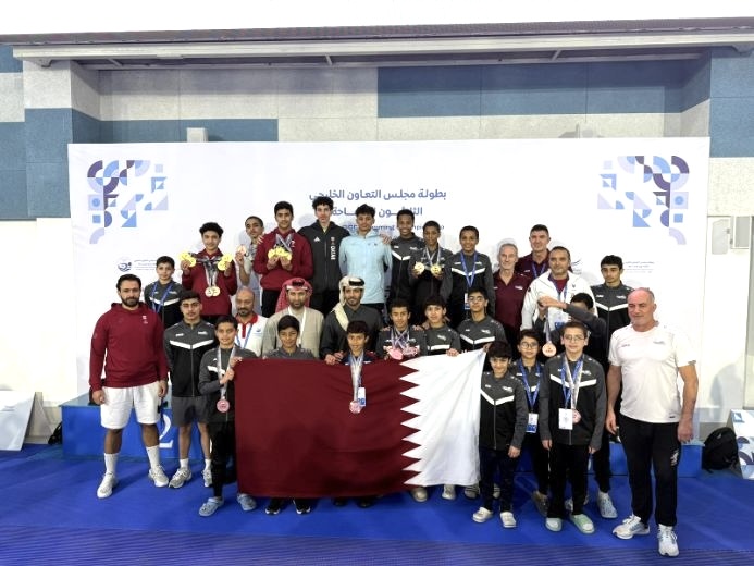 نتائج جيدة لطلاب أكاديمية أسباير الرياضيين مع بداية العام الجديد، وأداء مميز في السباحة والبادل والمبارزة