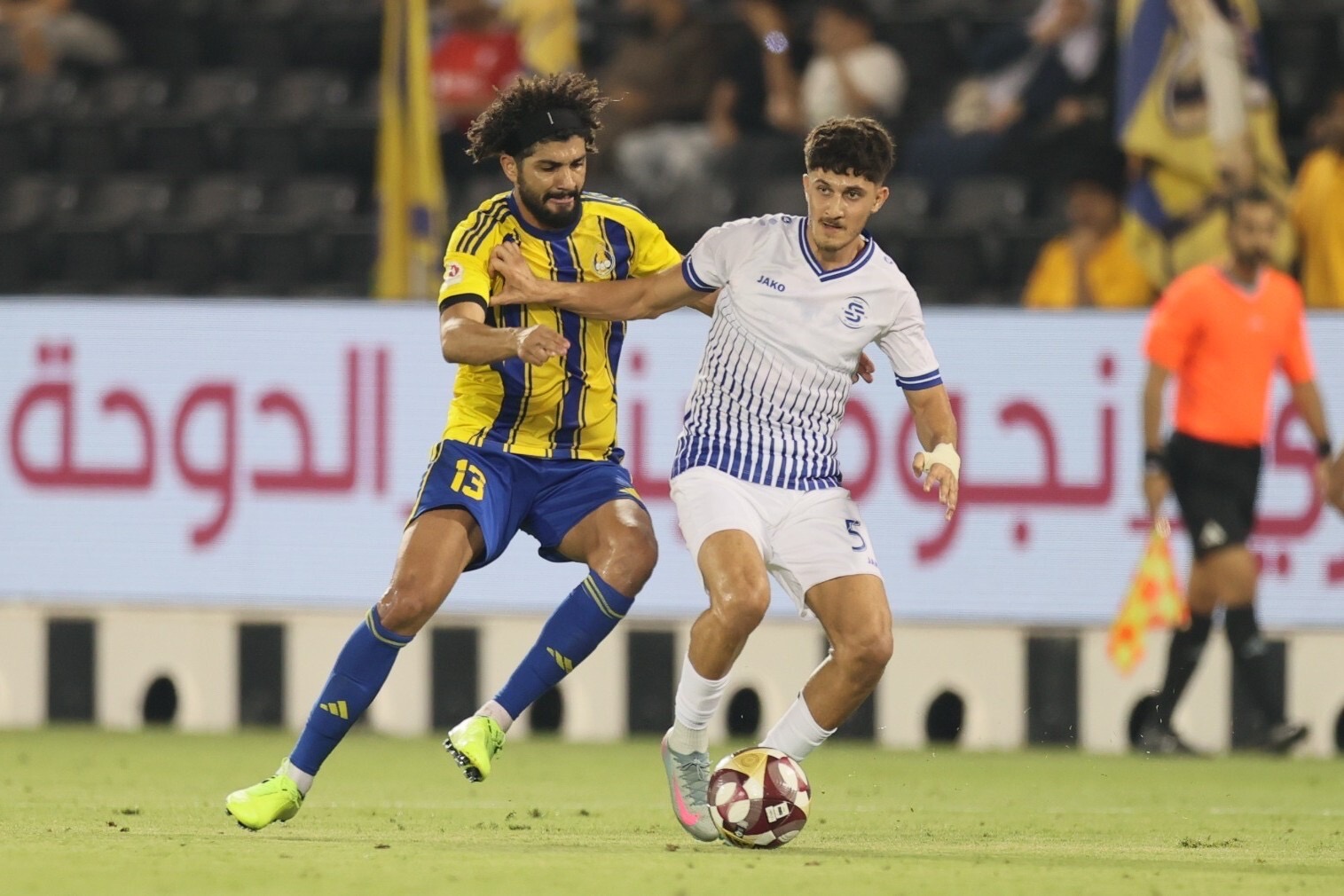 الغرافة يدافع عن صدارته أمام السيلية الساعي للبقاء الغرافة يدافع عن صدارته أمام السيلية الساعي للبقاء