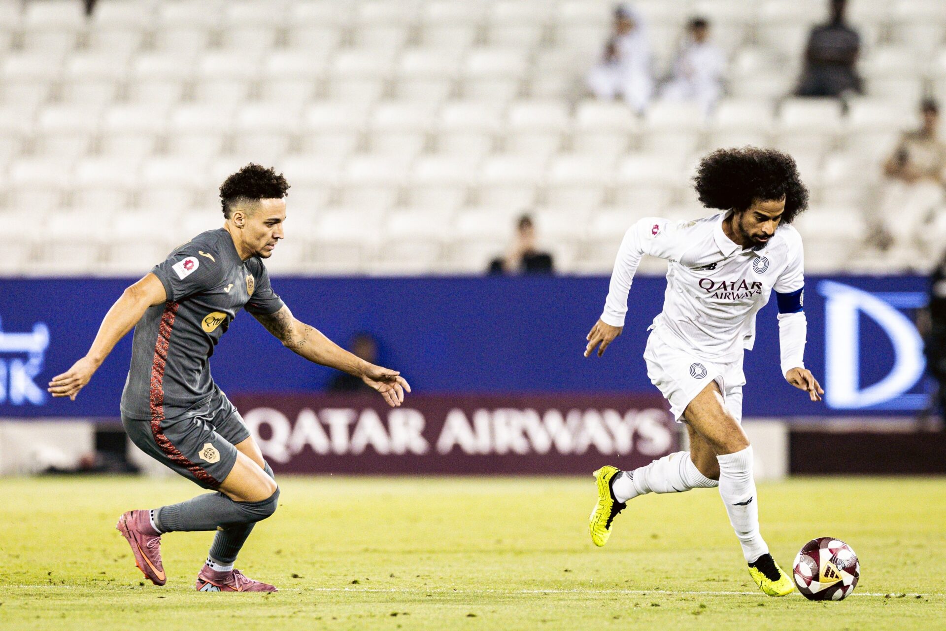 كلاسيكو مثير يجمع الريان والسد في الجولة العشرين من دوري النجوم.