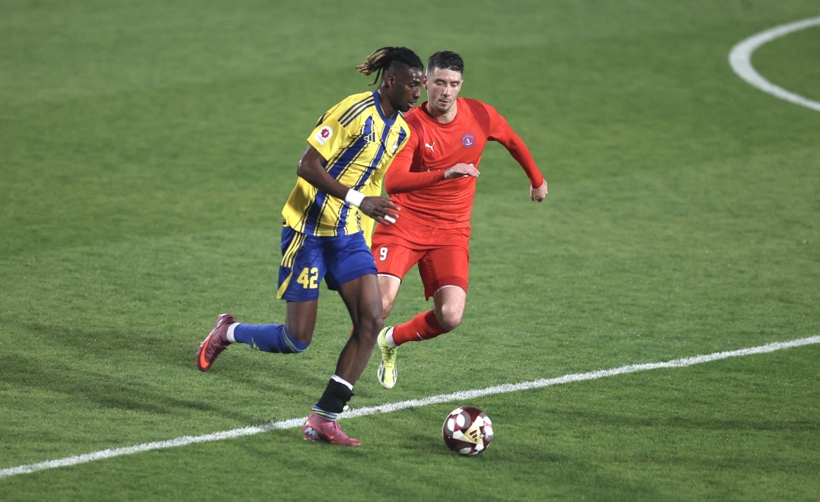 الشحانية يتحدى الغرافة من أجل البقاء في الجولة الختامية لدوري النجوم