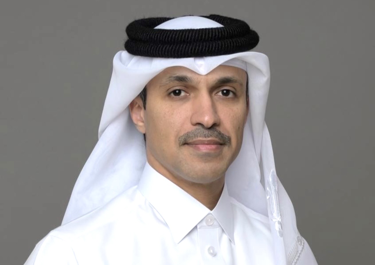 رئيس الاتحاد القطري لكرة القدم يشيد بمستوى المنافسة في دوري نجوم بنك الدوحة&nbsp;